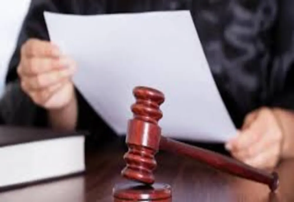 Instanță / Arhivă foto