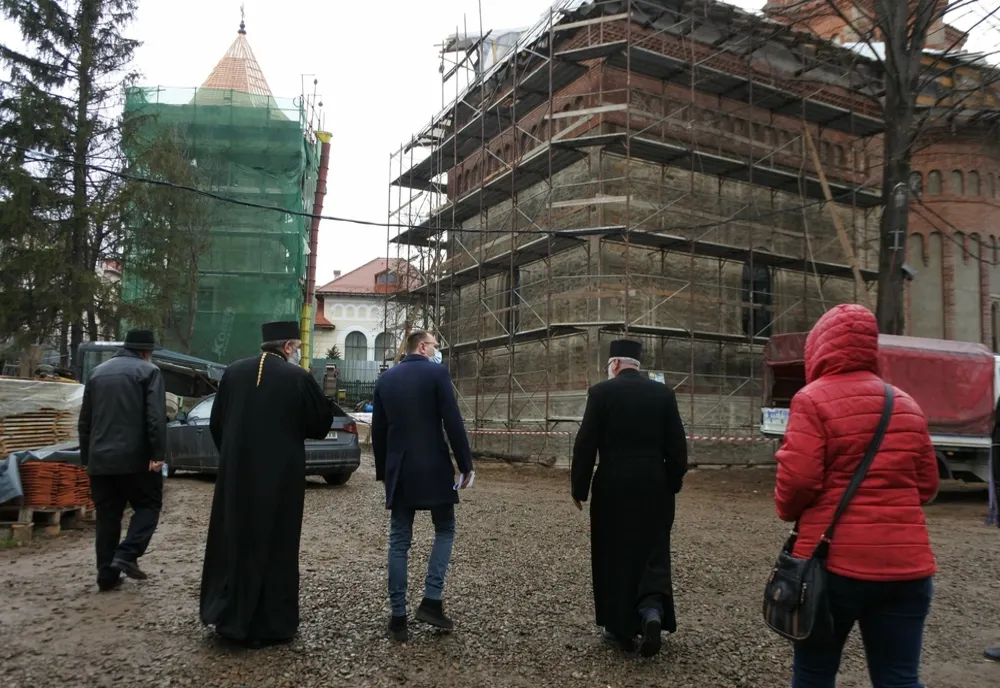 Biserica „Sf. Gheorghe”, în plin proces de renovare