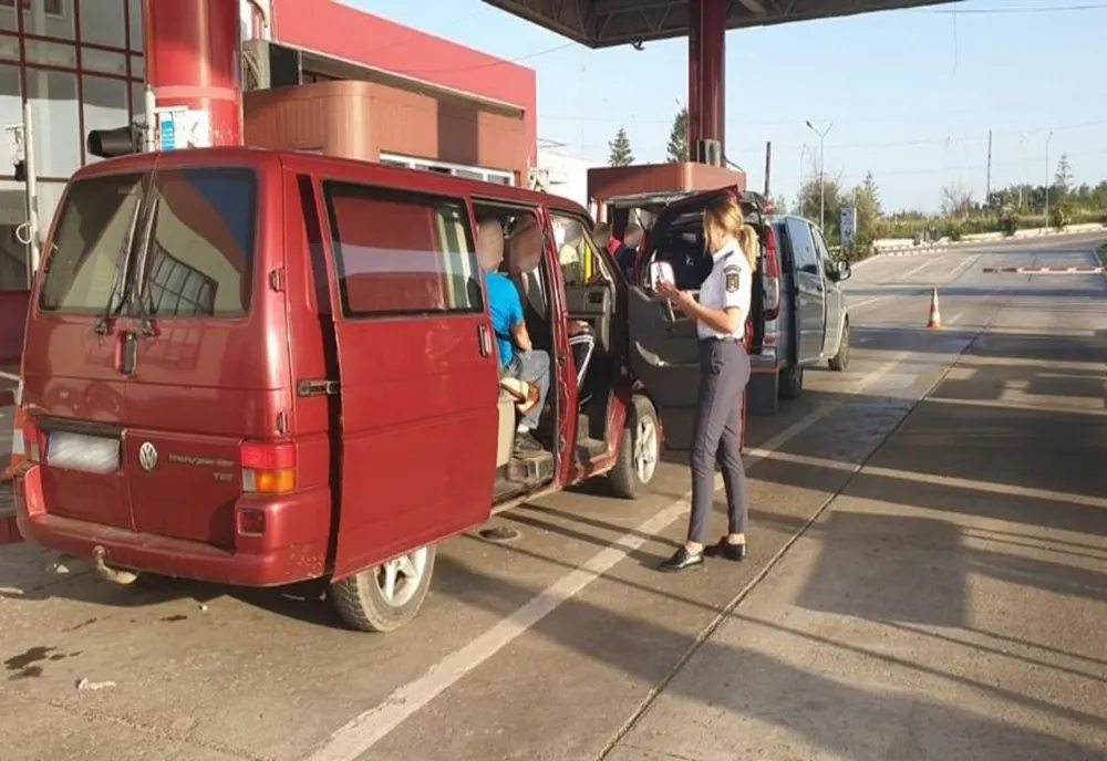 Urmărită internațional, depistată în Punctul de Trecere a Frontierei Stânca! Pentru ce era căutată femeia