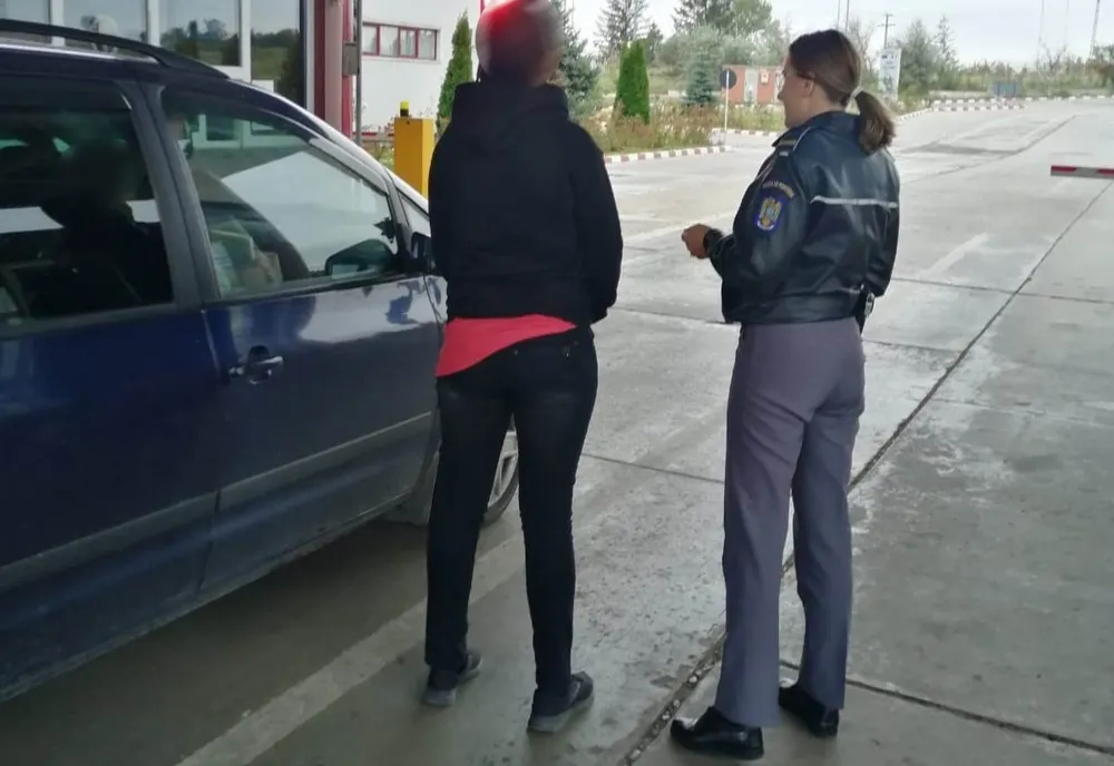 Căutată de autorităţile germane pentru furt din magazine, depistată la controlul de frontieră