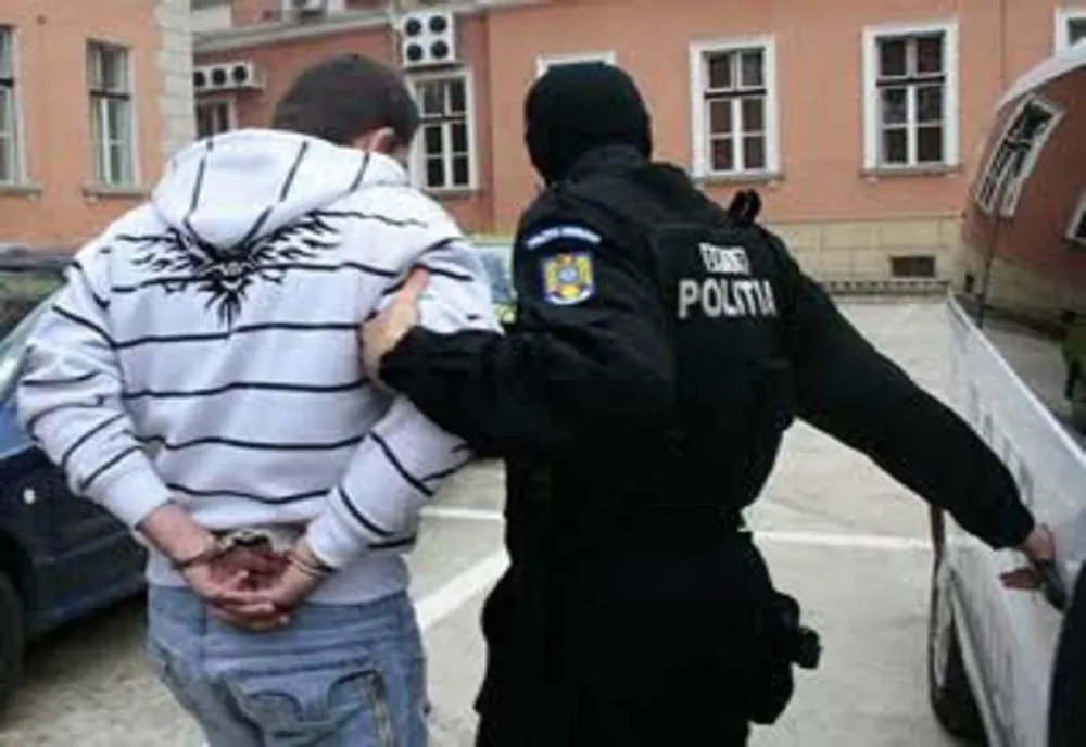 Arestat pentru jaf armat în Olanda. A furat peste 100.000 de euro