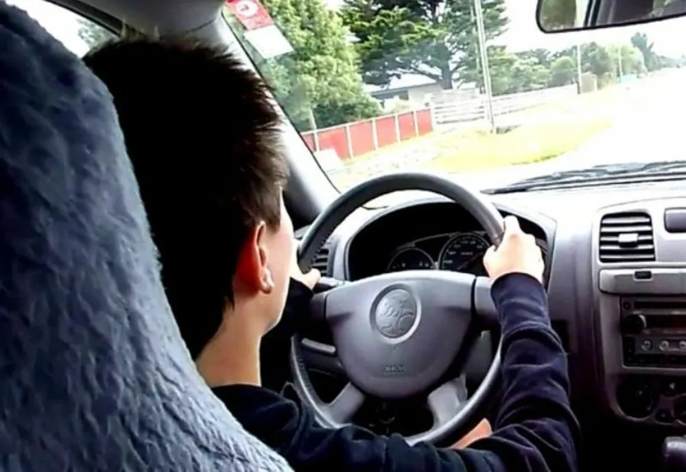 Minor beat, prins în trafic