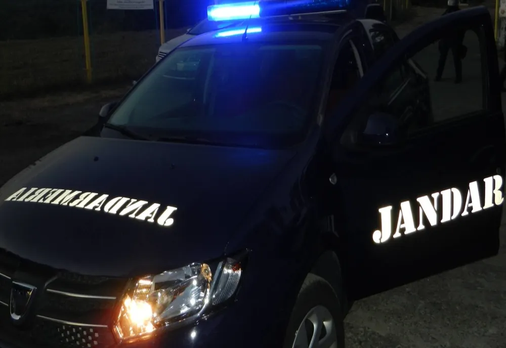 Bărbați prinși cu droguri de jandarmii botoșăneni