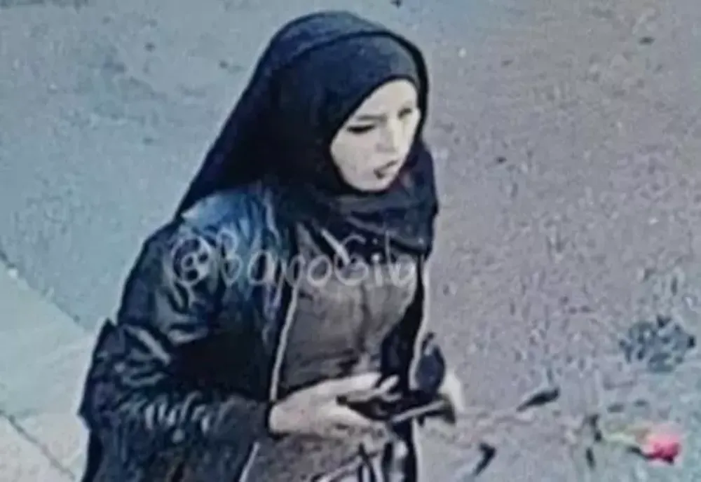 Au apărut imagini cu femeia care a plasat bomba în Istanbul - Ce au surprins camerele de supraveghere înainte de atac