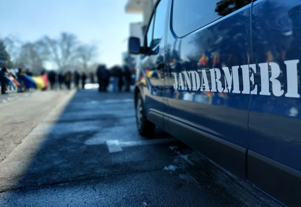 JANDARMERIA ROMÂNĂ: SE ÎNCEARCĂ MANIPULAREA OPINIEI PUBLICE PRINTR-O IMAGINE SCOASĂ DIN CONTEXT