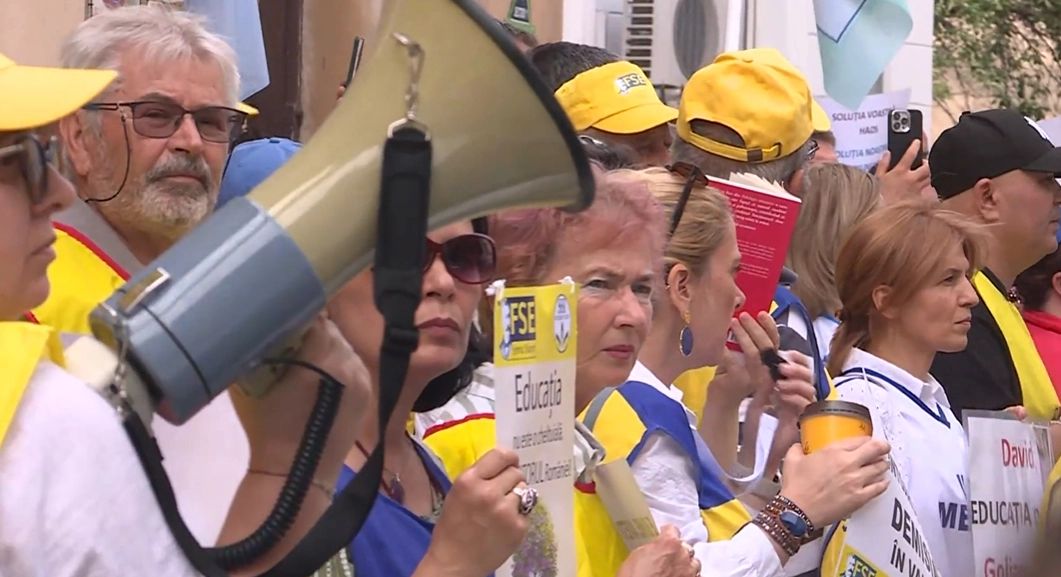 „Școală săracă - Țară needucată”