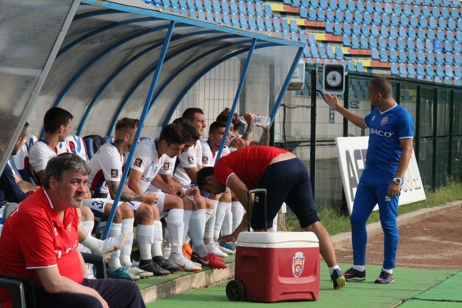 fc botosani aerostar bacau (16)