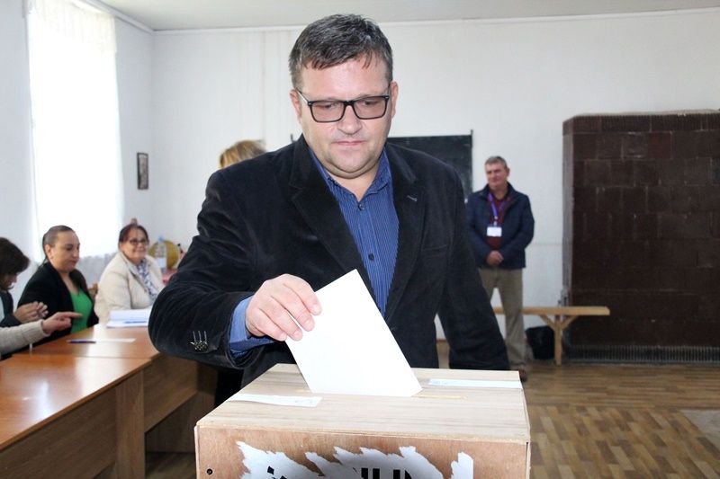 referendum marius budai5