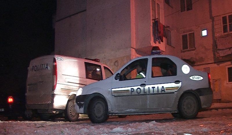 masina-politie-noaptea