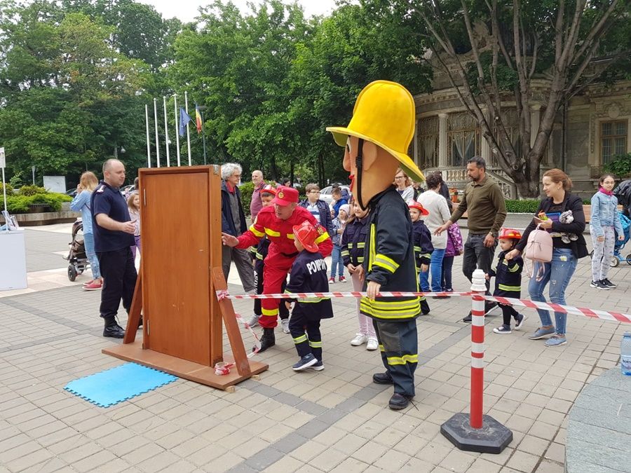 pompierul sam, 1 iunie, ziua copilului (8)