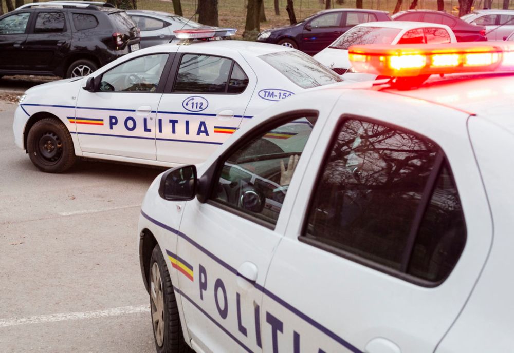 Au încercat să-i păcălească pe polițiști și s-au ales cu dosare penale