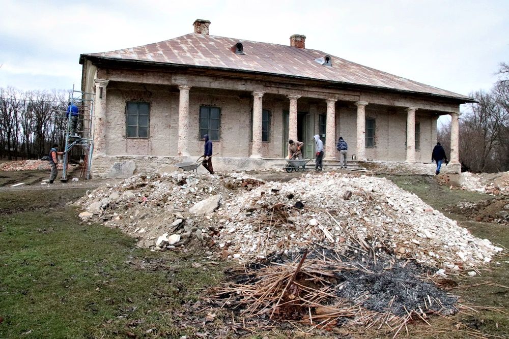 Reabilitarea conacului Ion Pillat Miorcani (50)