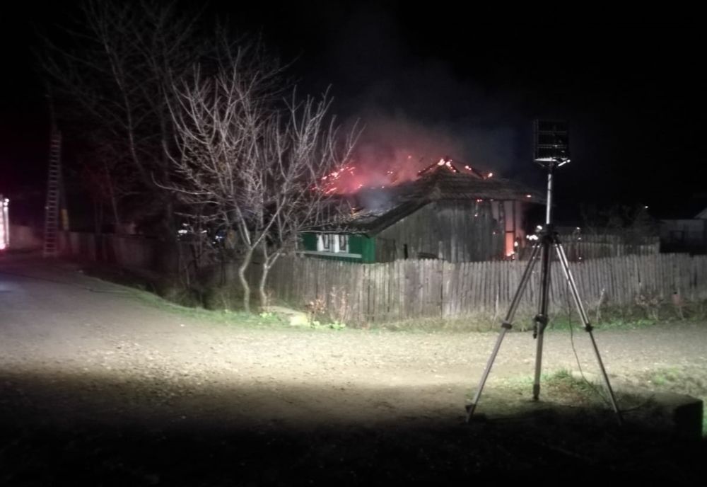 Incendiu în comuna Hlipiceni VIDEO
