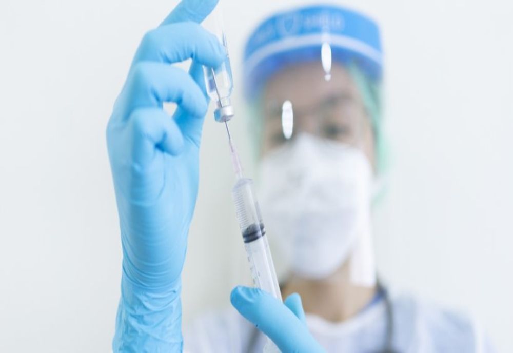 O firmă din Botoșani va confecționa 10.000 de măști pentru spital