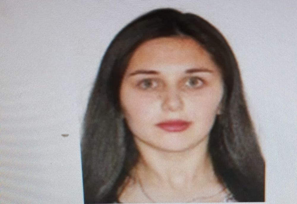 Tânără căutată de polițiști. Soțul ei a anunțat dispariția