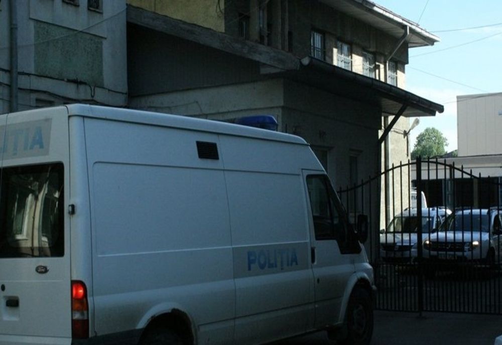 Om de afaceri botoșănean judecat pentru evaziune fiscală