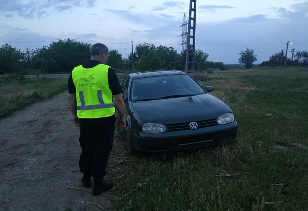 Autoturism blocat în trafic după o urmărire de un kilometru