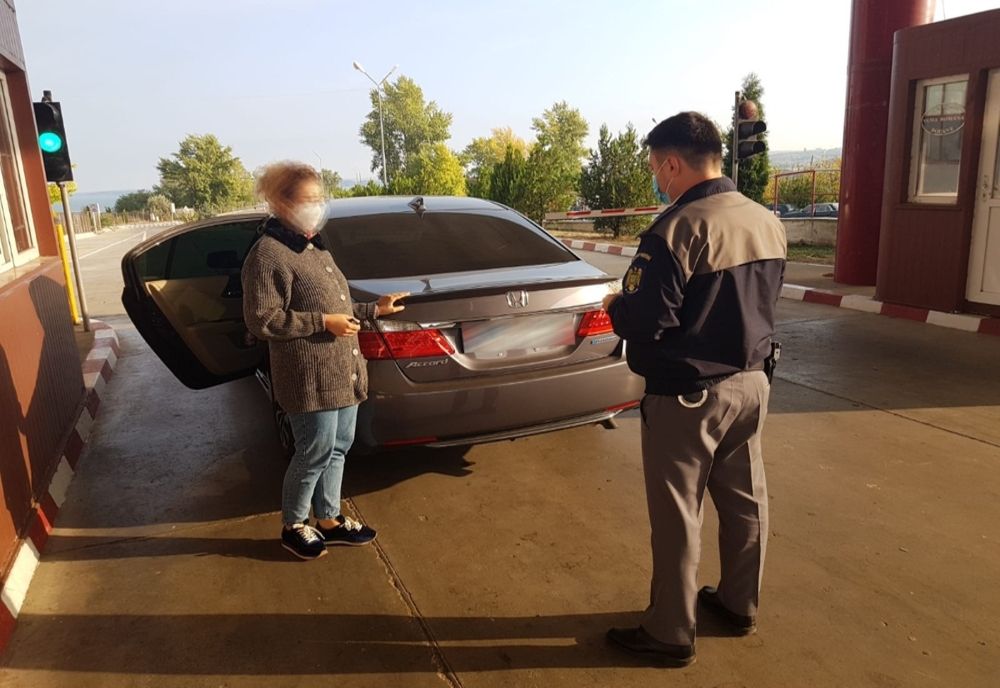 Permis de conducere fals, cumpărat cu 300 de euro