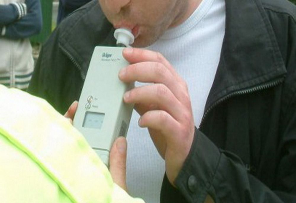 Depistat la volan sub influența băuturilor alcoolice