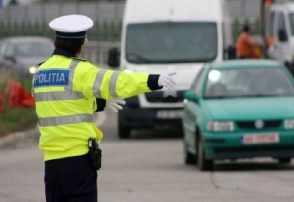 Motivul pentru care un șofer nu a oprit la semnalele polițiștilor