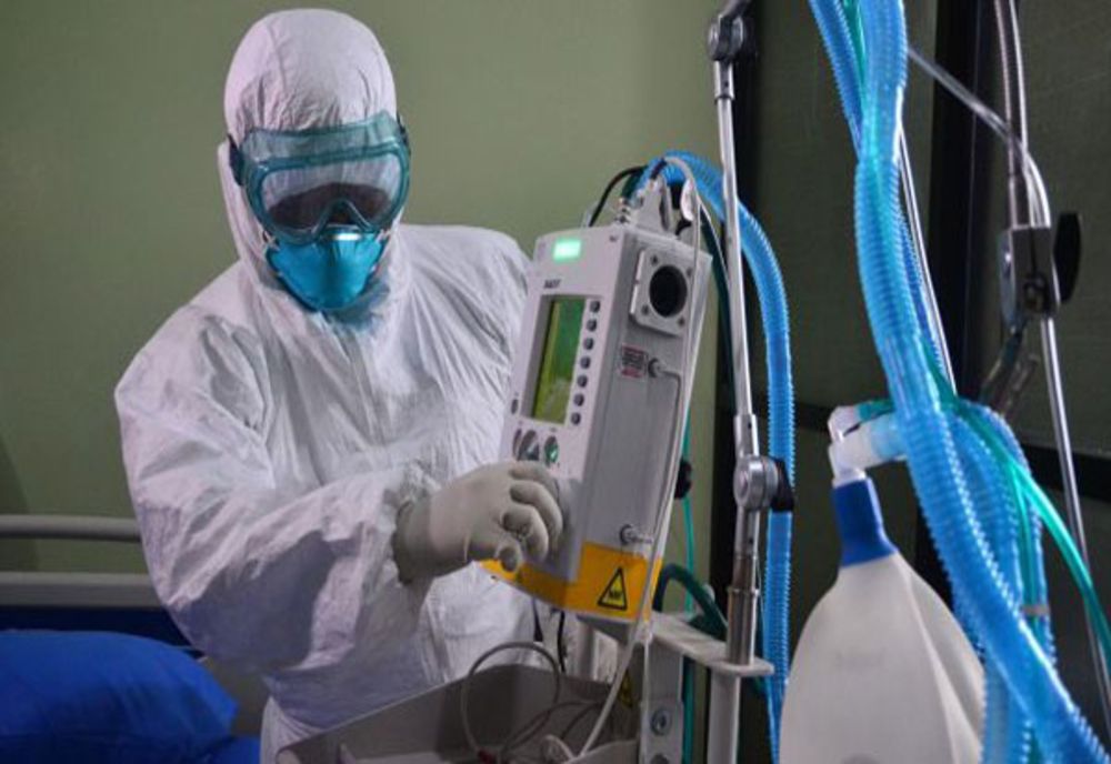 Medic infecționist: Dacă nu încetează atacurile la adresa personalului medical, nu va mai avea cine să trateze bolnavii COVID