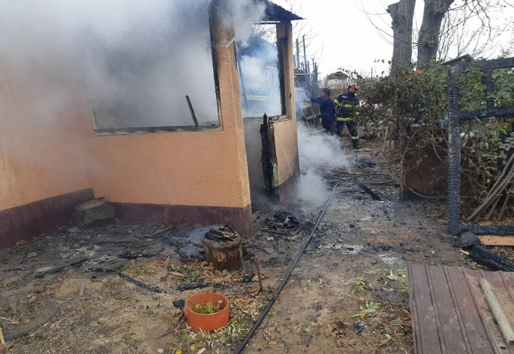 Incendiu la o casă Dângeni, din cauza unui scurtcircuit