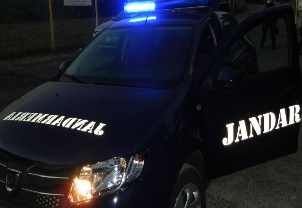 Bărbați prinși cu droguri de jandarmii botoșăneni