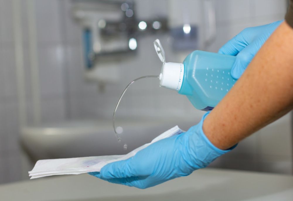 Milioane de euro aruncaţi la Botoșani în lupta cu pandemia care s-a terminat