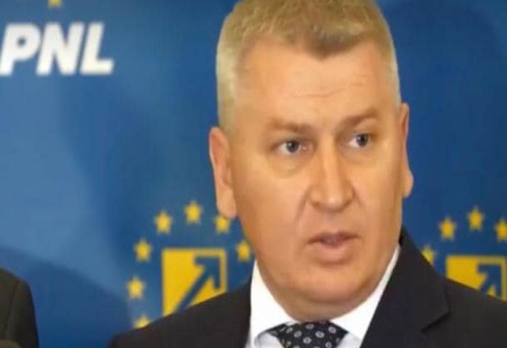 Florin Roman (PNL): Nu va exista nici un impozit progresiv, aşa cum susţin liderii social-democraţi! Cota unică este linia roşie peste care nu se trece cu PNL în guvern!