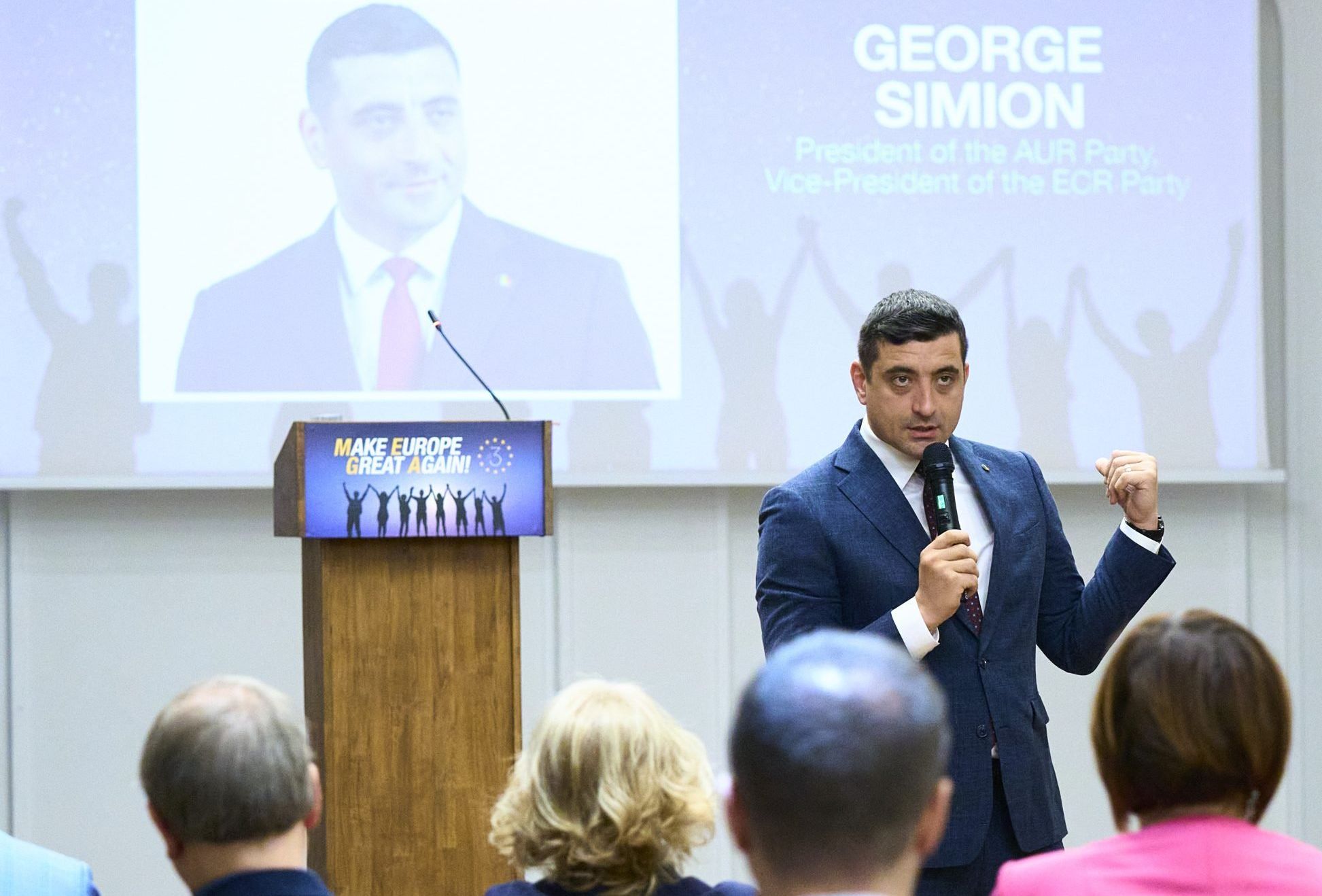 MEGA3-Salonic-61-scaled-e1745631358223