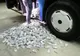 Autocar defect, blindat cu ţigări, depistat la intrarea în România