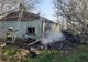 Casa unui bărbat din Hănești a luat foc! Bărbatul, ajutat de vecini să iasă din interior